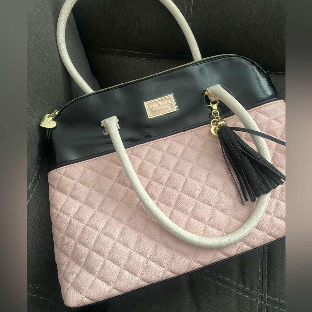 Betsey Johnson pink & patten leather purse. Brand new with tags.